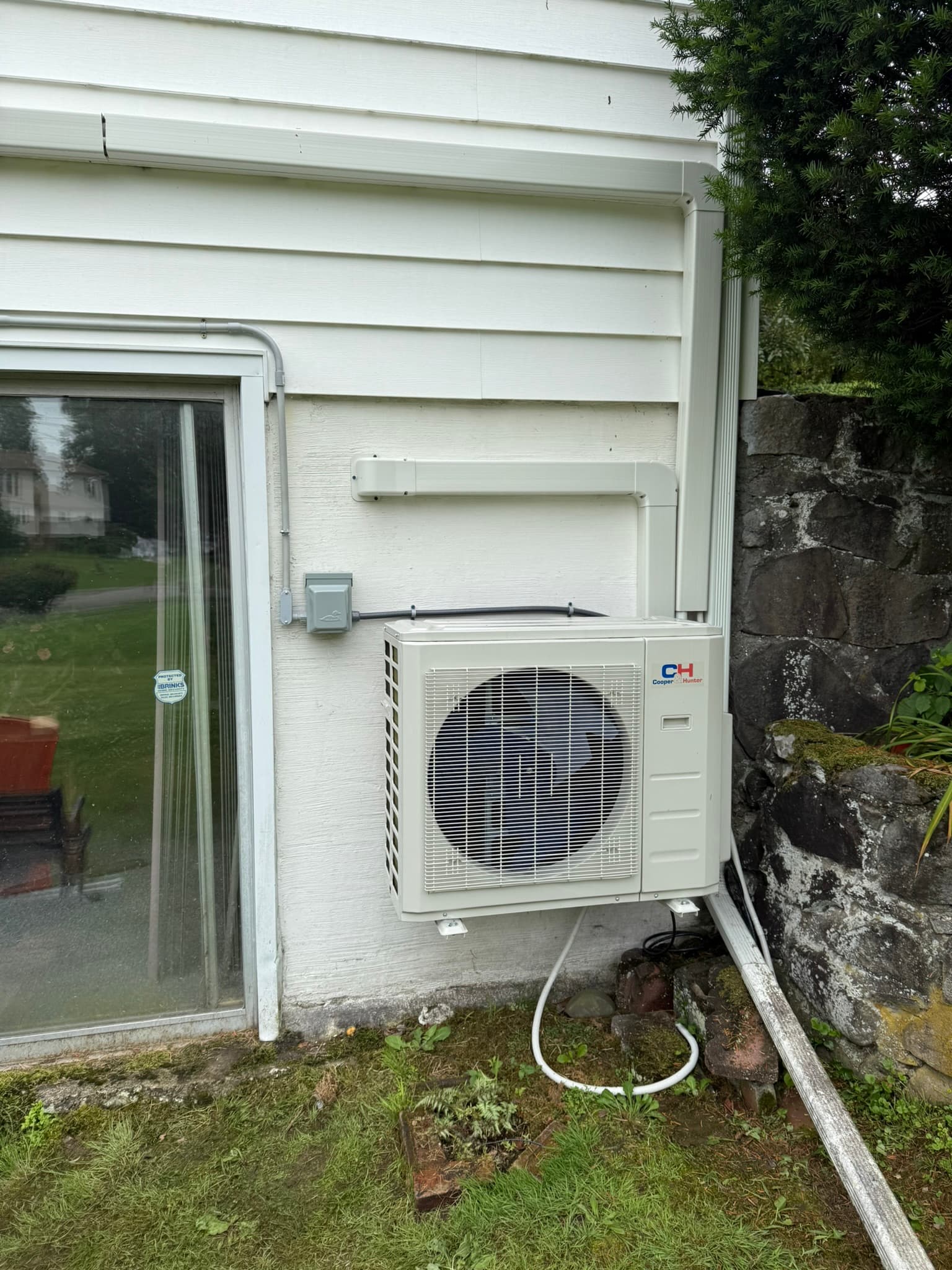New mini split disconnect and service plug.